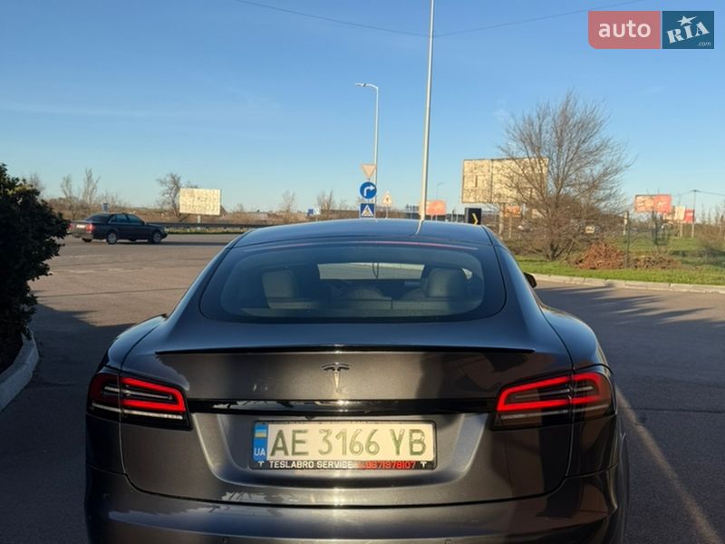 Ліфтбек Tesla Model S 2023 в Дніпрі фото 5 Ліфтбек Tesla Model S 2023 в Дніпрі