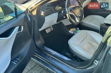 Лифтбек Tesla Model S 2015 в Мерефа