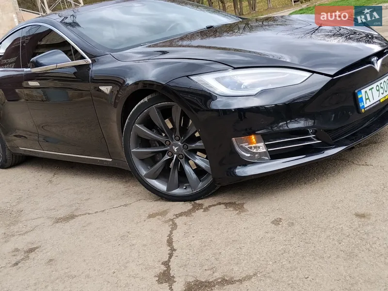 Tesla Model S