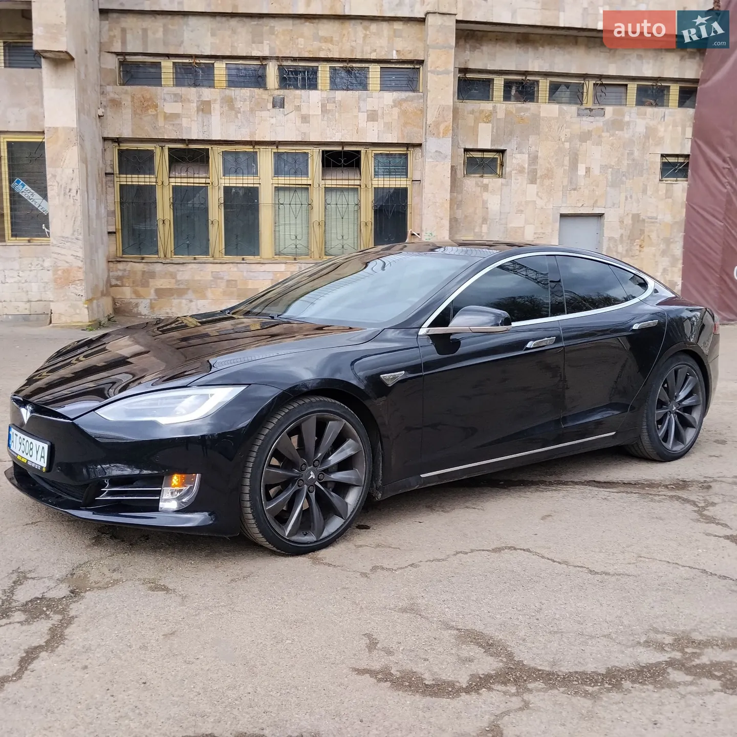2016 Tesla Model S - мініатюра 20