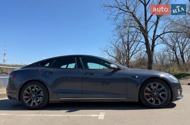 Лифтбек Tesla Model S 2020 в Кропивницком