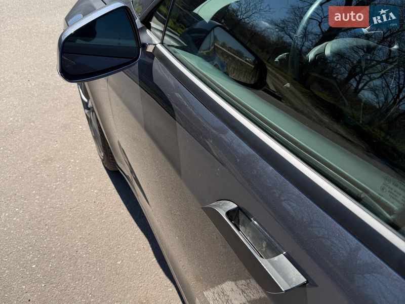 Лифтбек Tesla Model S 2020 в Кропивницком