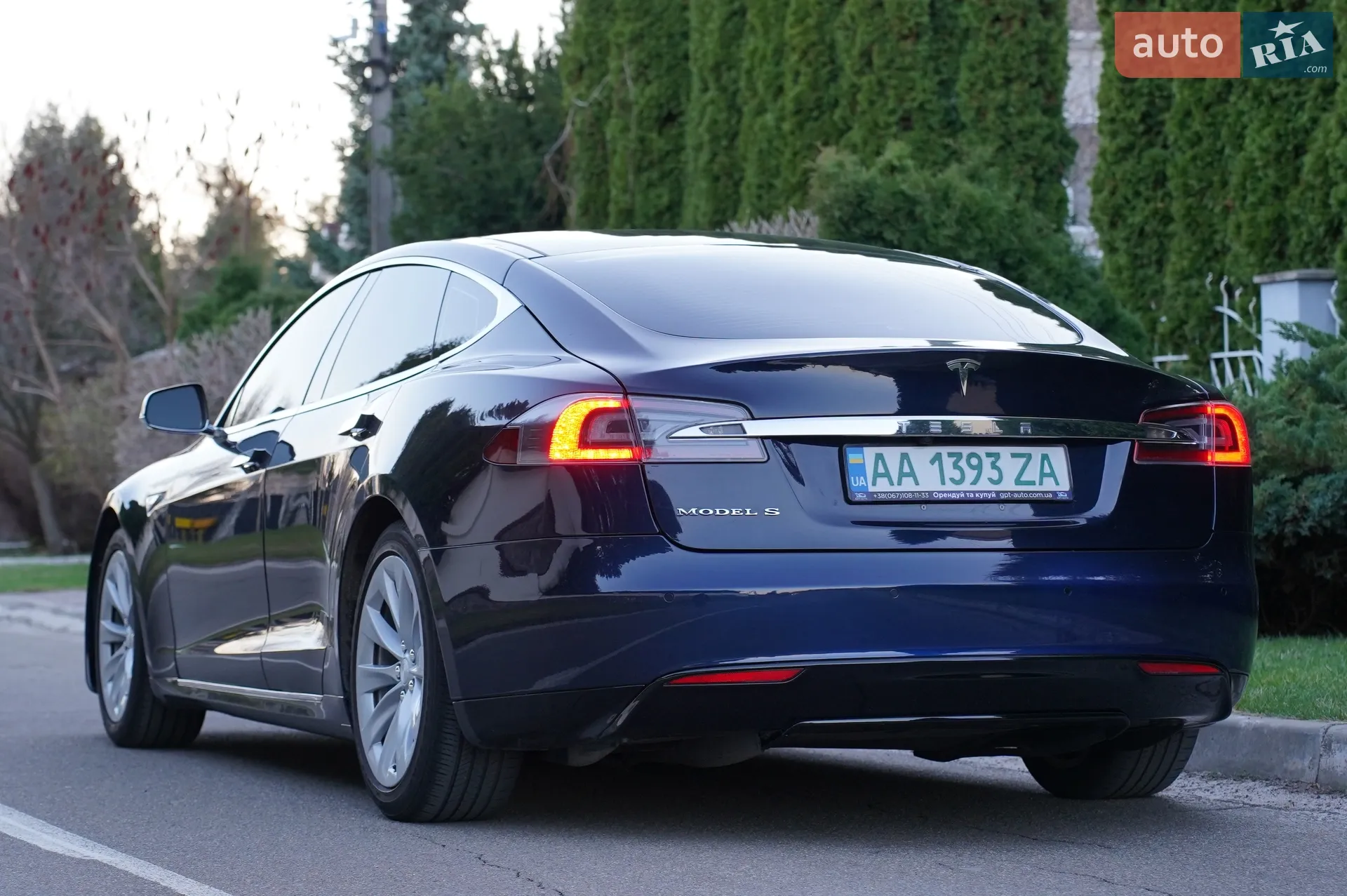 2014 Tesla Model S - мініатюра 10