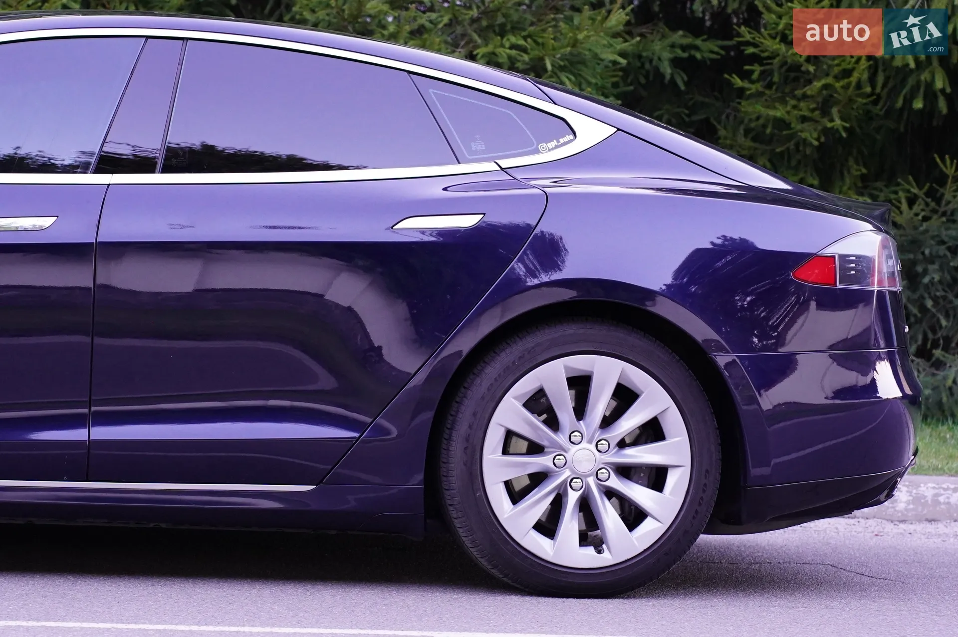 2014 Tesla Model S - мініатюра 6