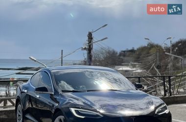 Ліфтбек Tesla Model S 2017 в Одесі