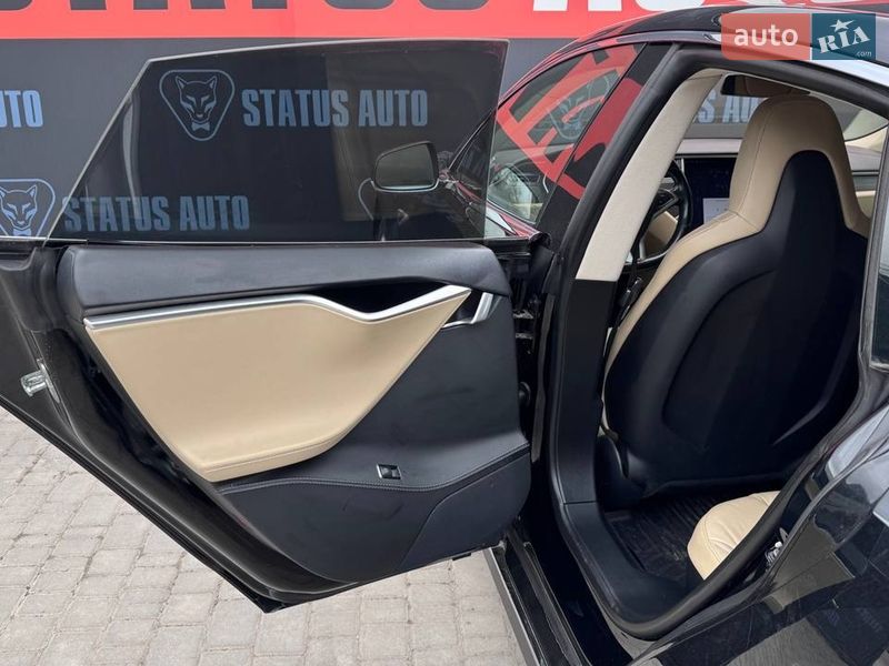 Ліфтбек Tesla Model S 2015 в Вінниці фото 23 Ліфтбек Tesla Model S 2015 в Вінниці