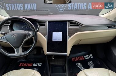 Лифтбек Tesla Model S 2015 в Виннице