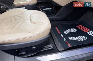 Лифтбек Tesla Model S 2015 в Виннице
