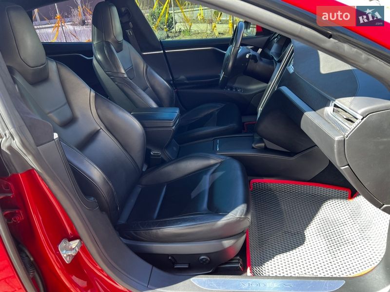 Ліфтбек Tesla Model S 2016 в Софіївській Борщагівці фото 27 Ліфтбек Tesla Model S 2016 в Софіївській Борщагівці