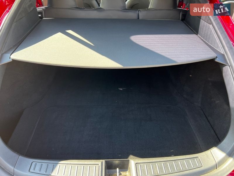 Ліфтбек Tesla Model S 2016 в Софіївській Борщагівці фото 49 Ліфтбек Tesla Model S 2016 в Софіївській Борщагівці