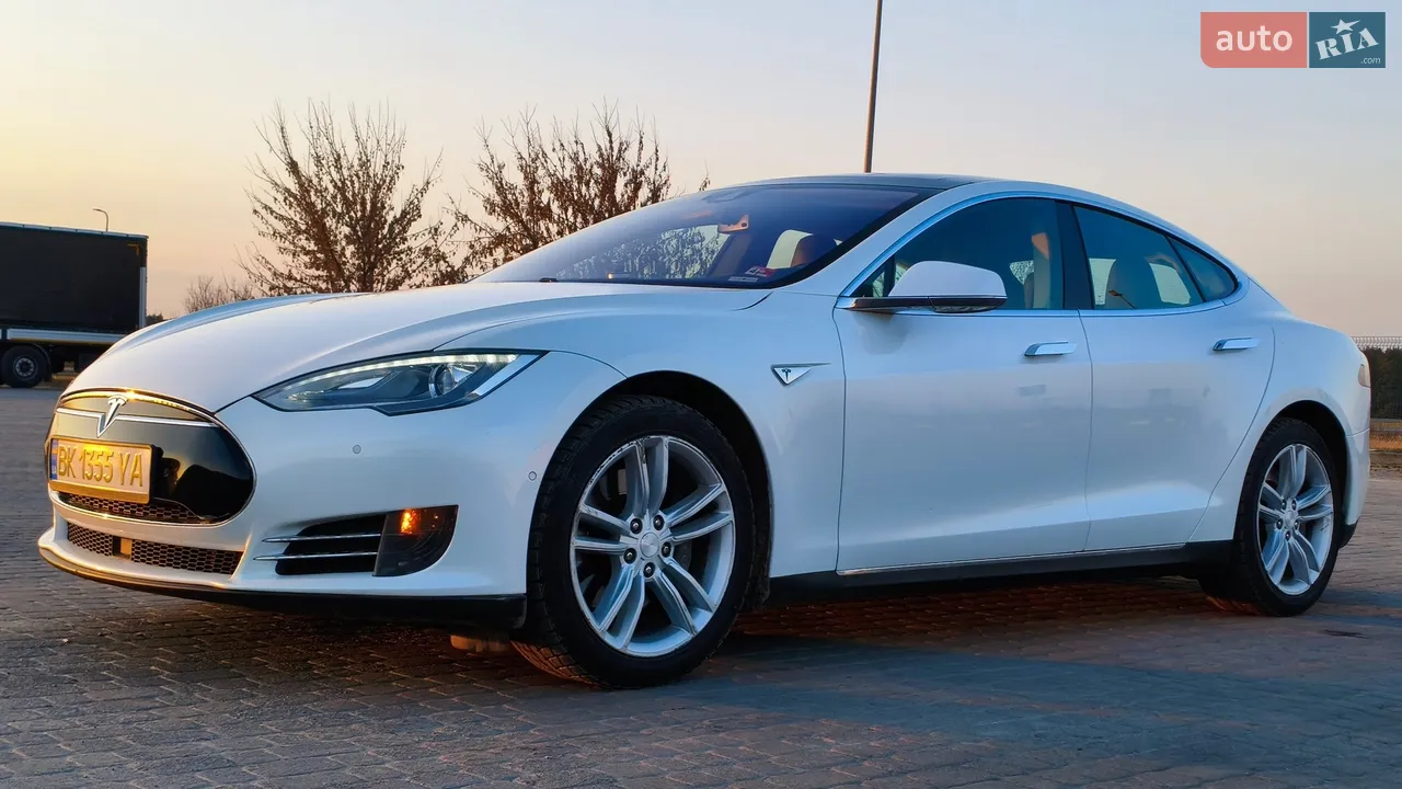 2014 Tesla Model S - мініатюра 64