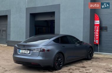 Ліфтбек Tesla Model S 2019 в Києві