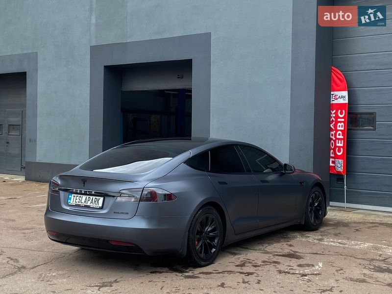 Ліфтбек Tesla Model S 2019 в Києві