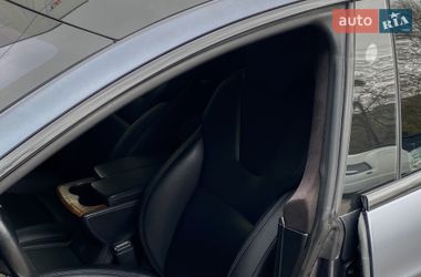 Ліфтбек Tesla Model S 2019 в Києві