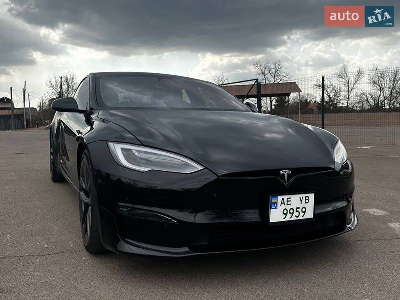 Лифтбек Tesla Model S 2021 в Кривом Роге