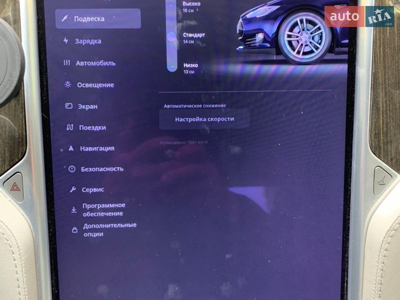 Ліфтбек Tesla Model S 2013 в Львові