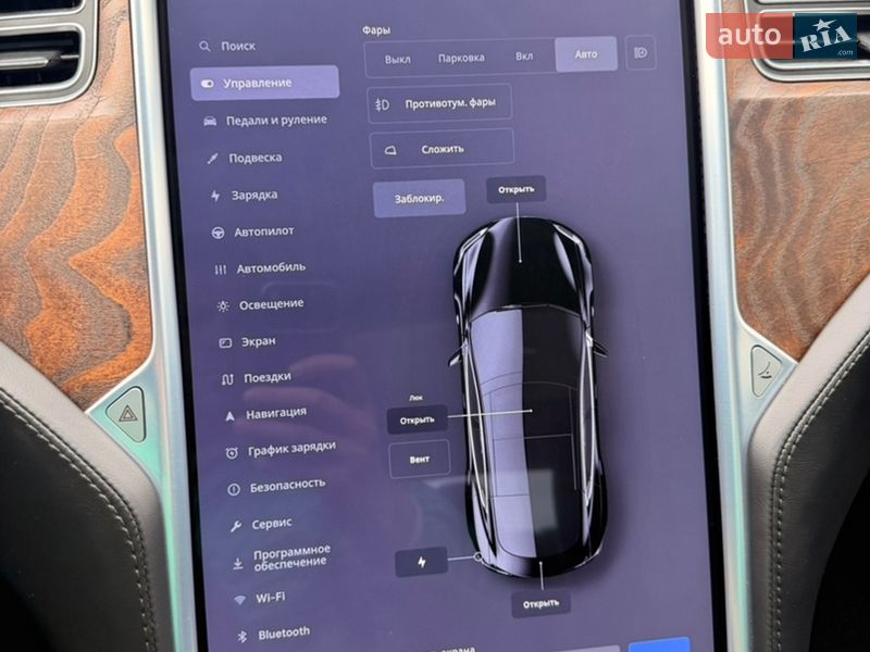 Лифтбек Tesla Model S 2017 в Тернополе