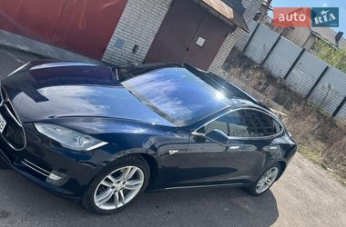 Ліфтбек Tesla Model S 2014 в Рівному