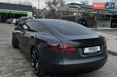 Лифтбек Tesla Model S 2019 в Днепре