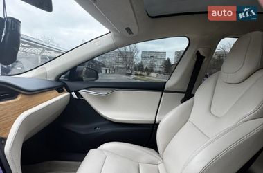 Лифтбек Tesla Model S 2019 в Днепре
