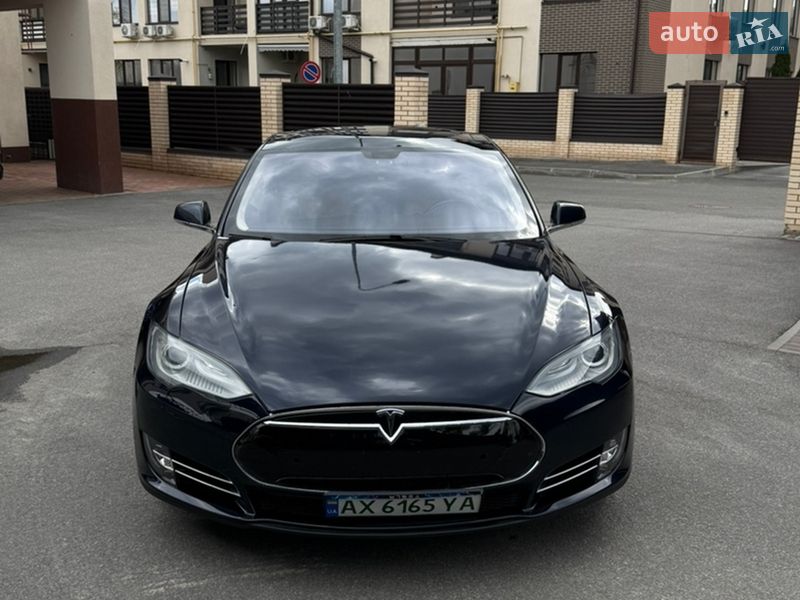 Лифтбек Tesla Model S 2013 в Харькове