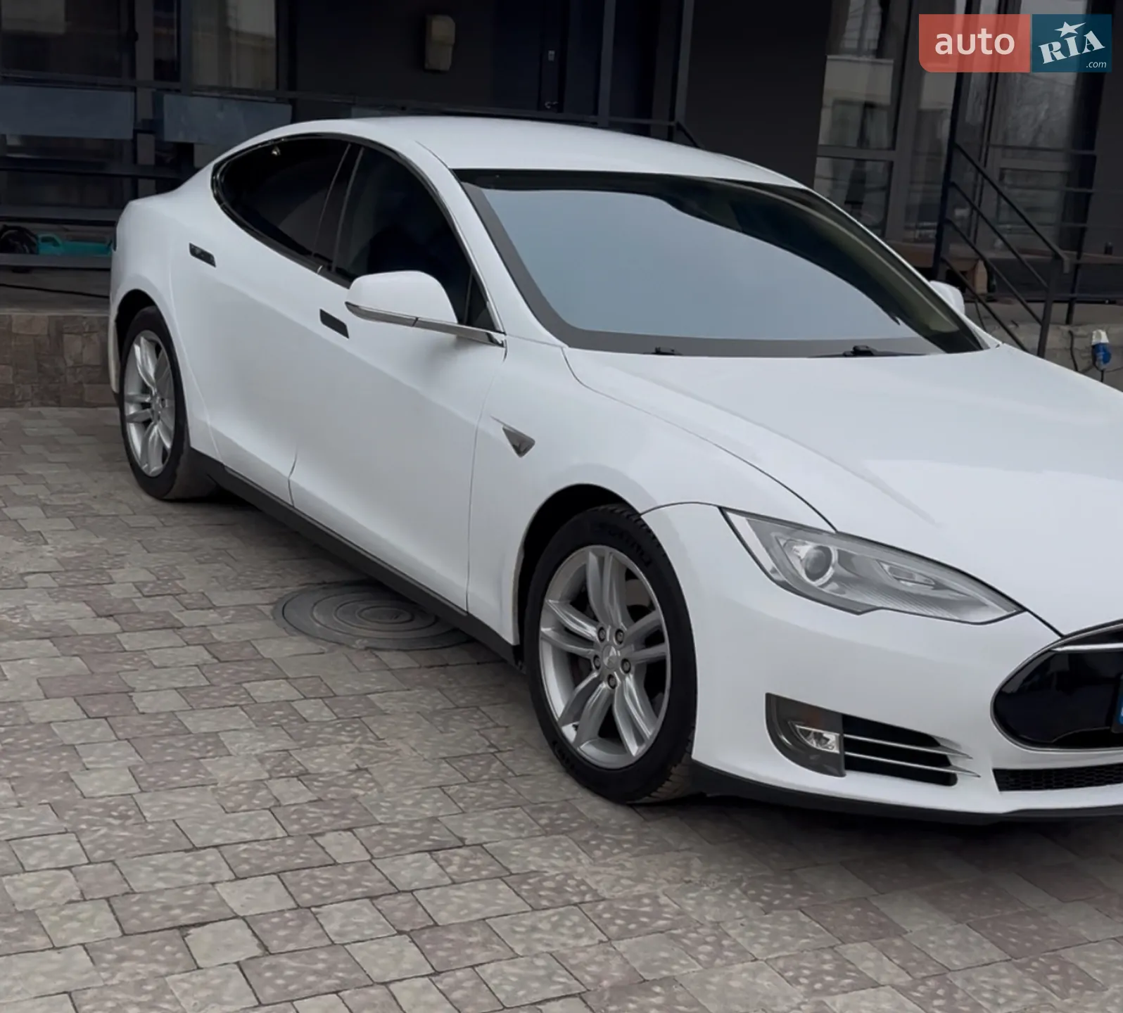 2013 Tesla Model S - мініатюра 2