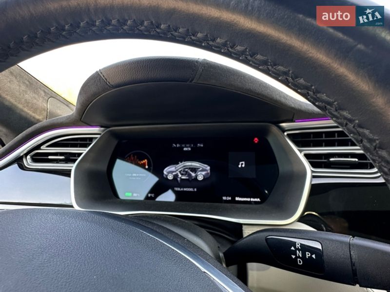 Ліфтбек Tesla Model S 2015 в Богородчанах