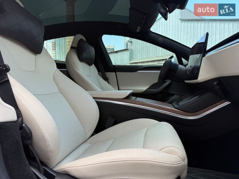 Ліфтбек Tesla Model S 2021 в Києві