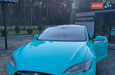Ліфтбек Tesla Model S 2013 в Шепетівці