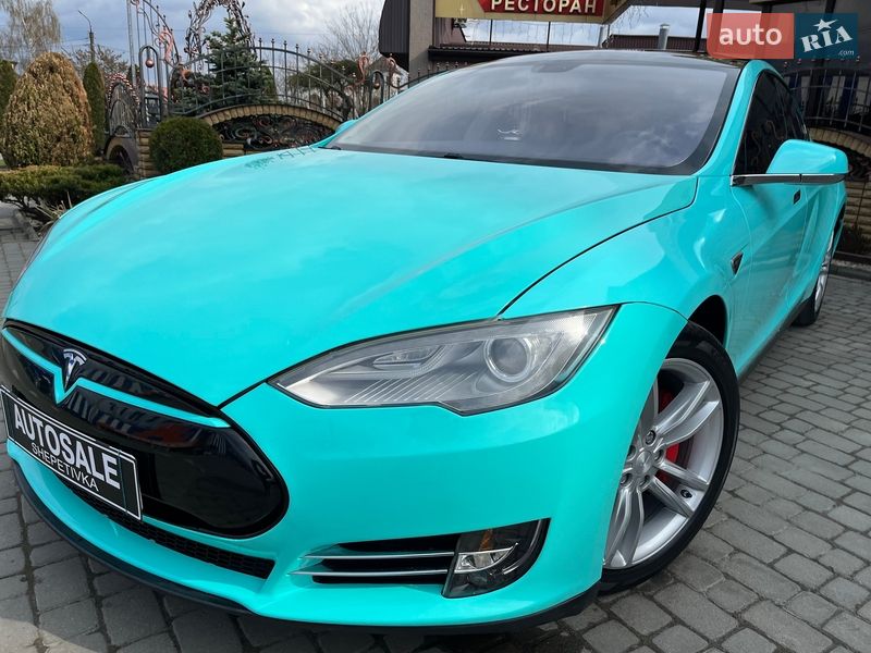 Ліфтбек Tesla Model S 2013 в Шепетівці