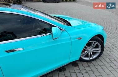 Ліфтбек Tesla Model S 2013 в Шепетівці