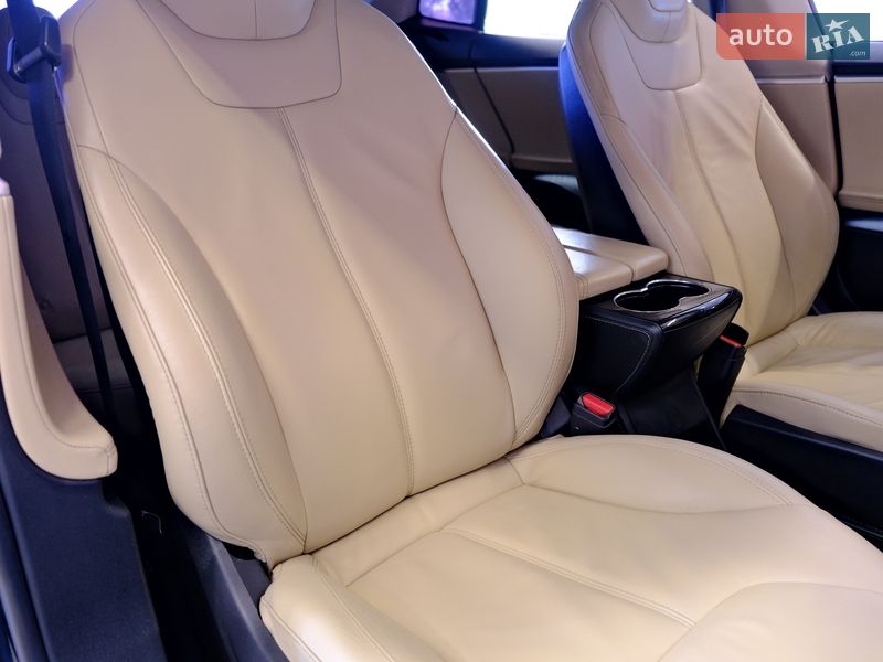 Лифтбек Tesla Model S 2014 в Одессе фото 42 Лифтбек Tesla Model S 2014 в Одессе