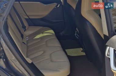 Ліфтбек Tesla Model S 2016 в Миколаєві