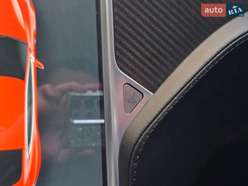 Ліфтбек Tesla Model S 2014 в Хмельницькому фото 59 Ліфтбек Tesla Model S 2014 в Хмельницькому