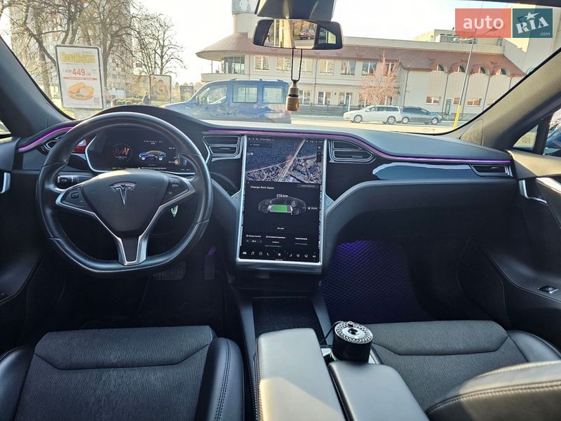 Ліфтбек Tesla Model S 2017 в Броварах
