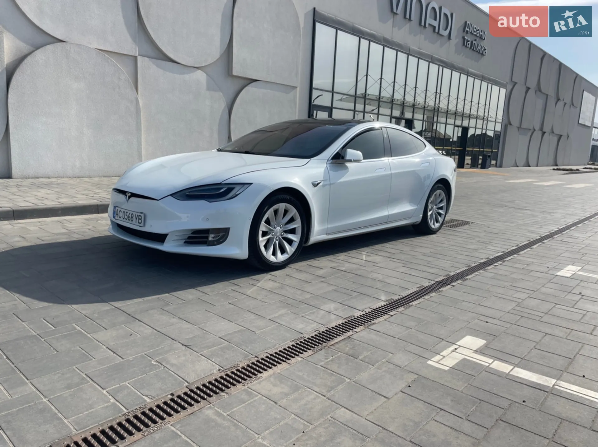2018 Tesla Model S - мініатюра 9