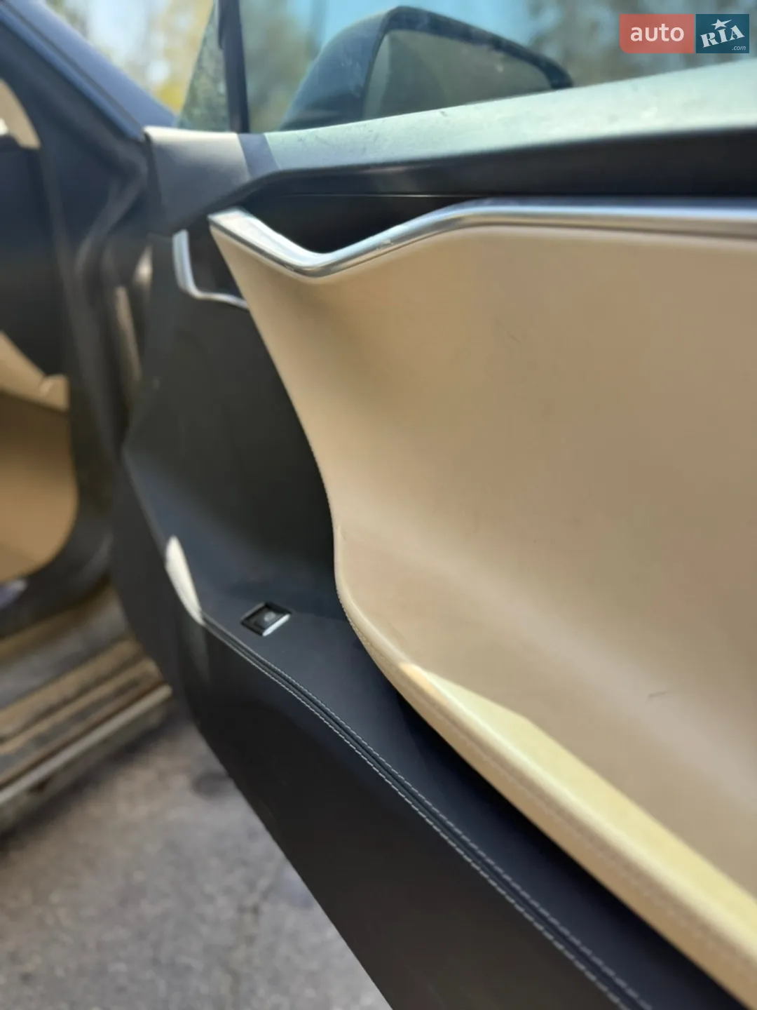 2015 Tesla Model S - мініатюра 26