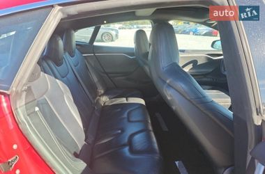 Ліфтбек Tesla Model S 2016 в Києві