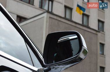 Лифтбек Tesla Model S 2020 в Киеве
