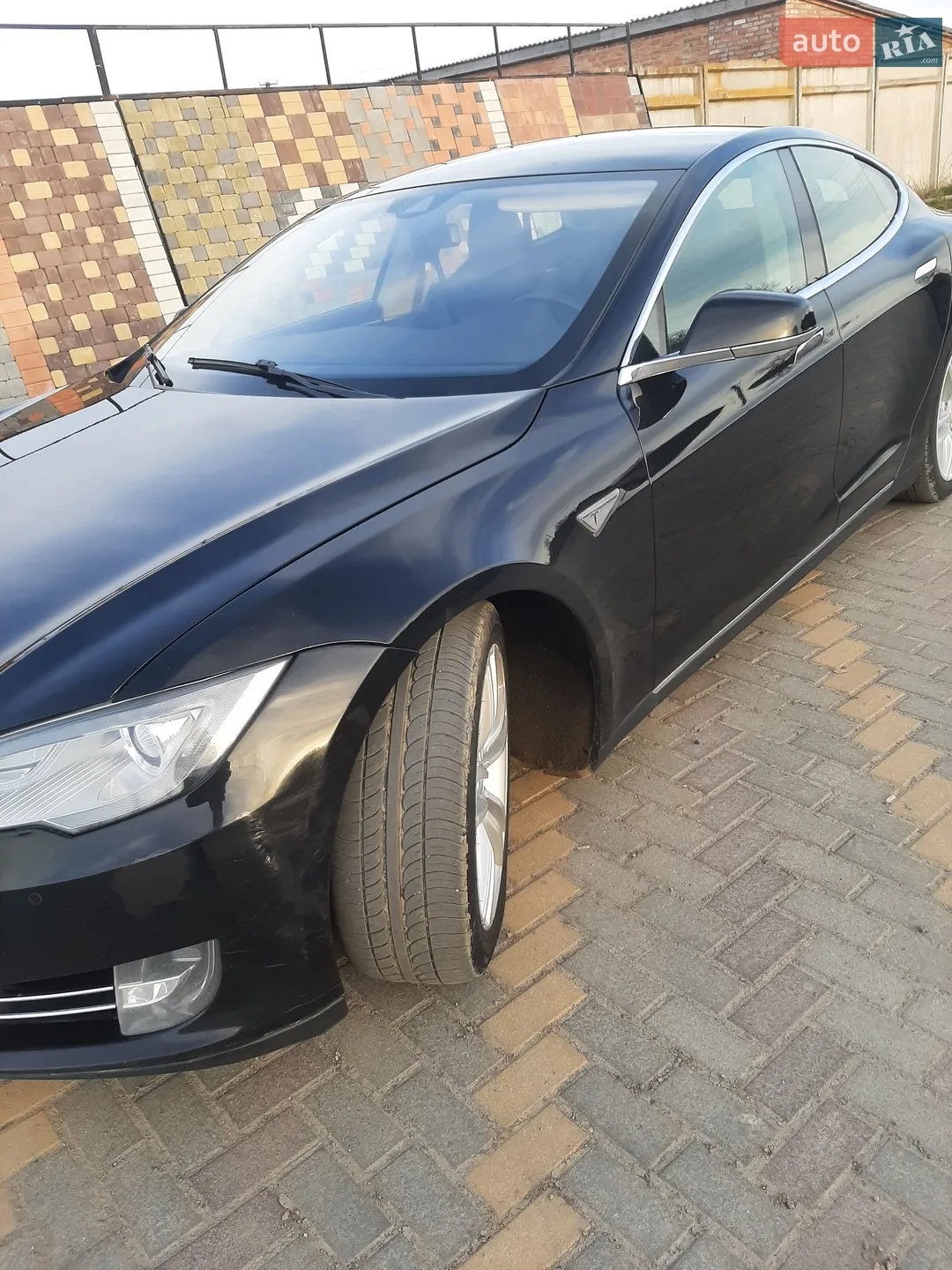 2015 Tesla Model S - мініатюра 3
