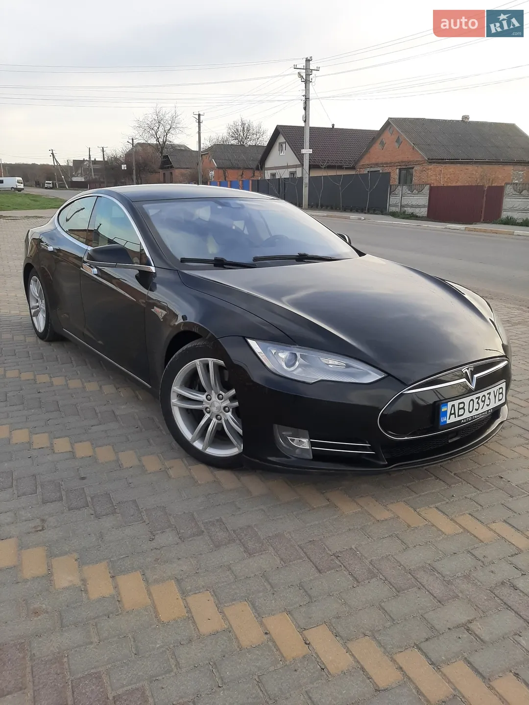 2015 Tesla Model S - мініатюра 4