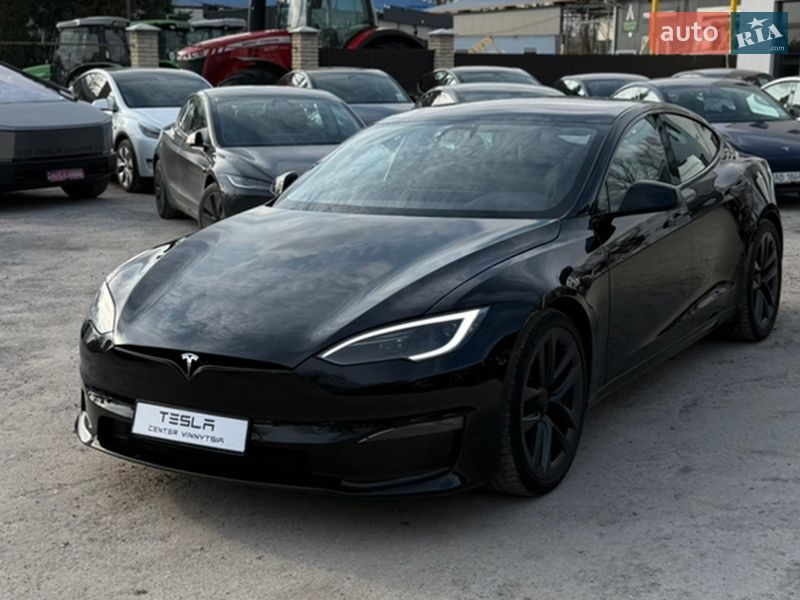 Лифтбек Tesla Model S 2024 в Виннице