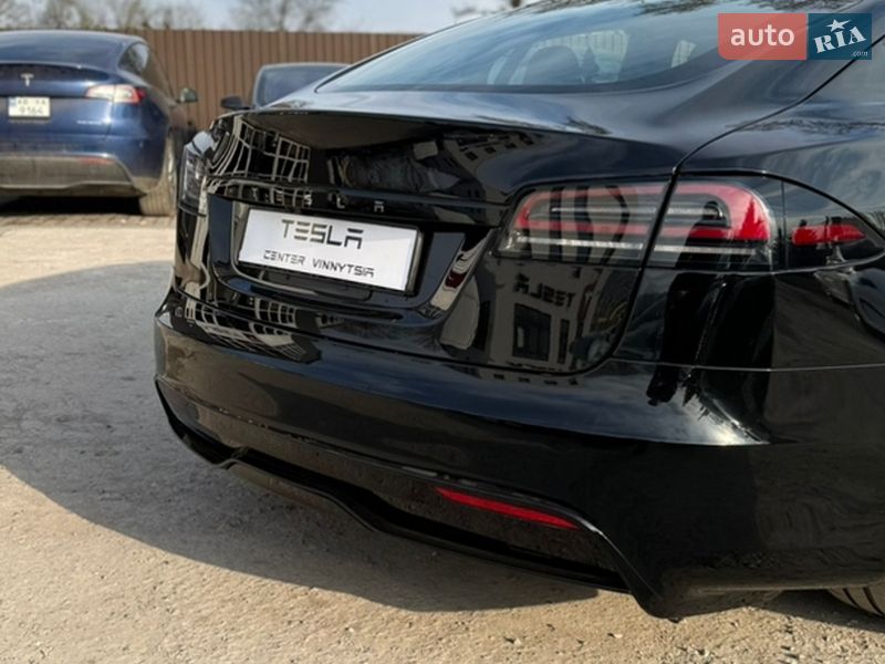 Лифтбек Tesla Model S 2024 в Виннице