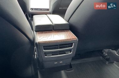 Лифтбек Tesla Model S 2018 в Ровно