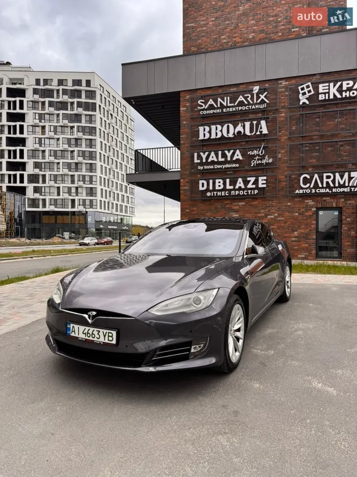 2015 Tesla Model S - мініатюра 26