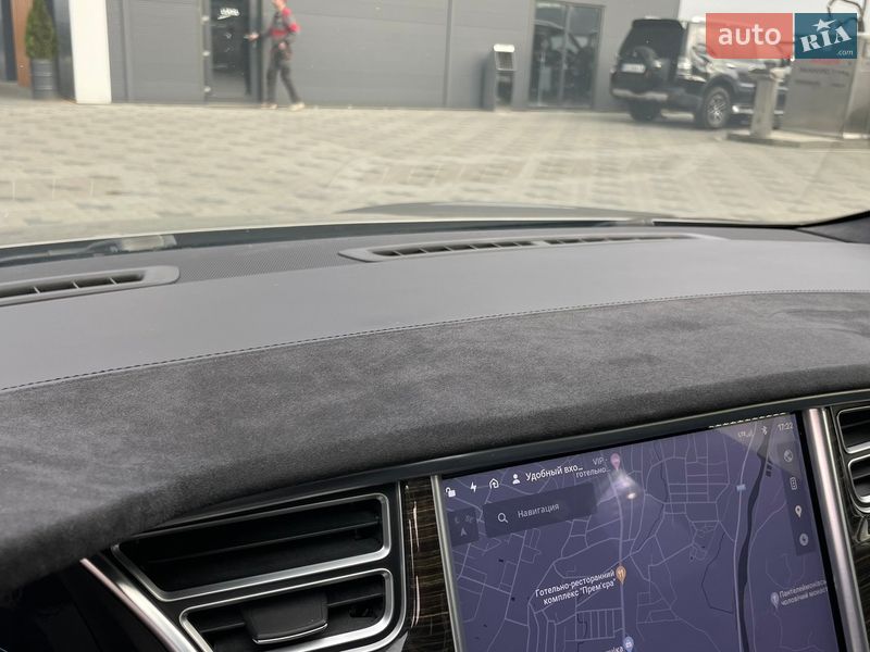 Лифтбек Tesla Model S 2016 в Ужгороде