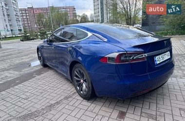 Лифтбек Tesla Model S 2019 в Днепре