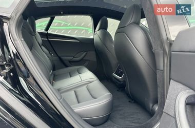 Лифтбек Tesla Model S 2023 в Киеве