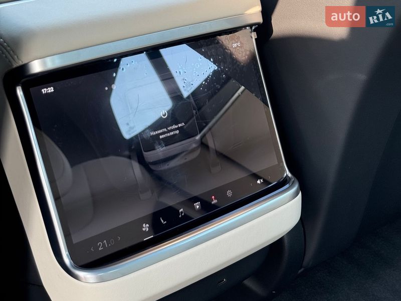 Лифтбек Tesla Model S 2024 в Киеве