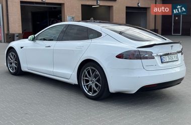 Лифтбек Tesla Model S 2016 в Буче